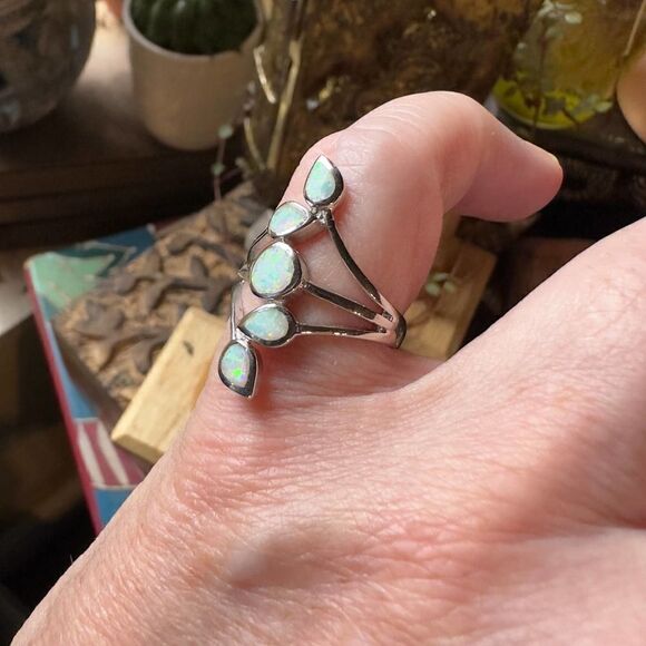 Sterling Silver Lab Opal Ring Size 8 - Picture 4 of 5